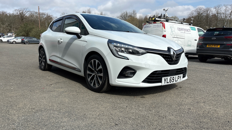 Renault Clio 1.0 TCe 100 Iconic 5dr Petrol Hatchback